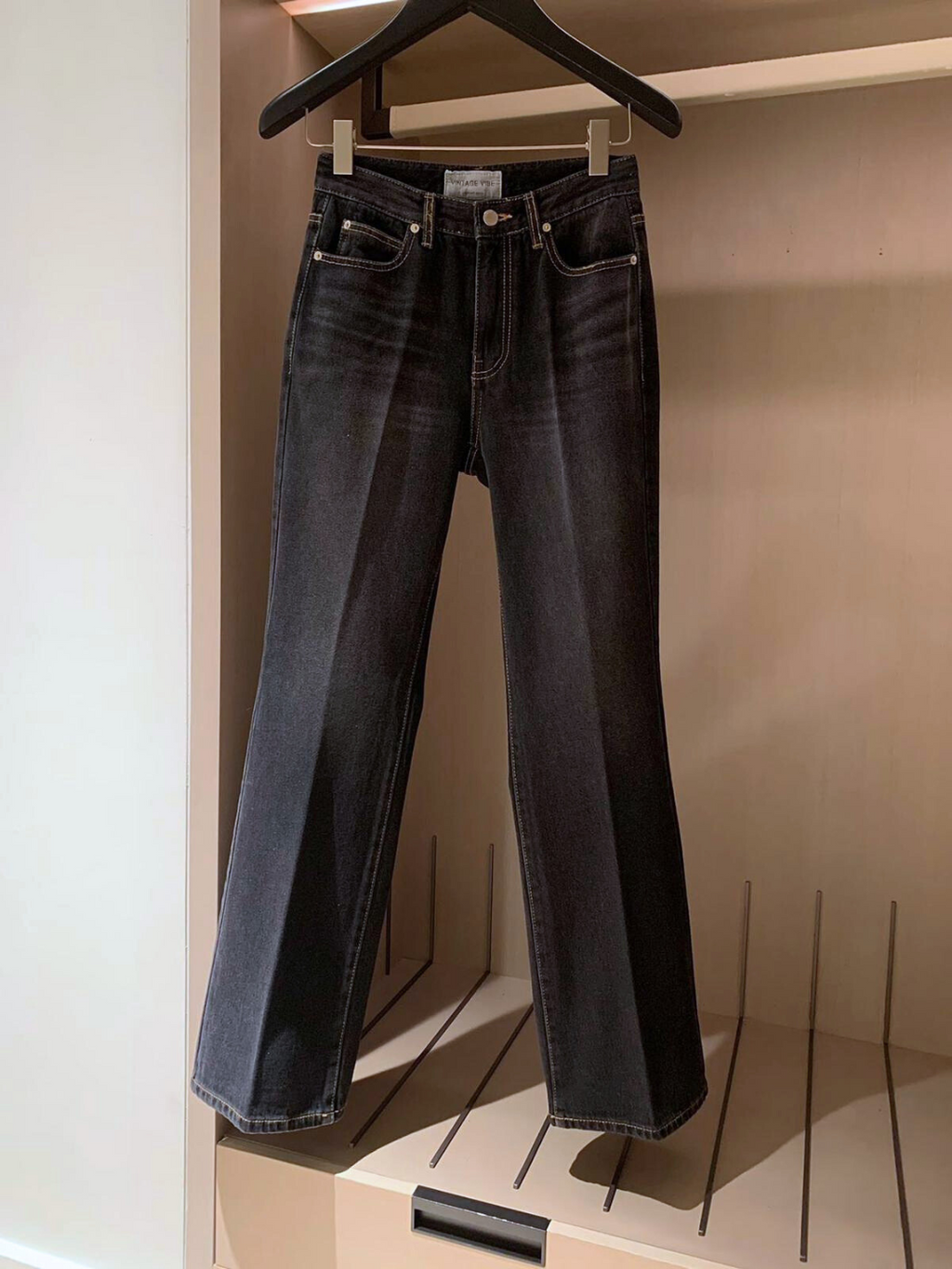 Vintage Vibe Straight Jeans