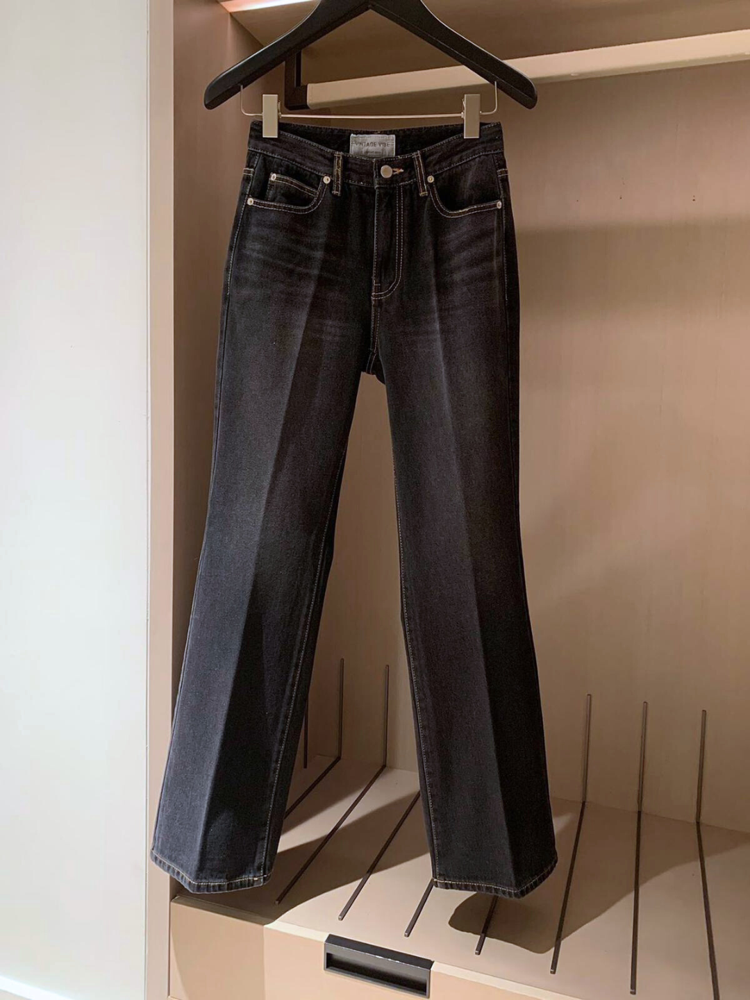 Vintage Vibe Straight Jeans