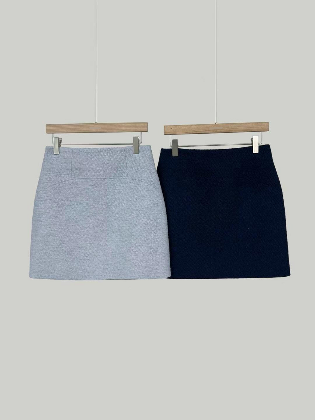 High-waist Textured Knitted Skirt *2 Colors