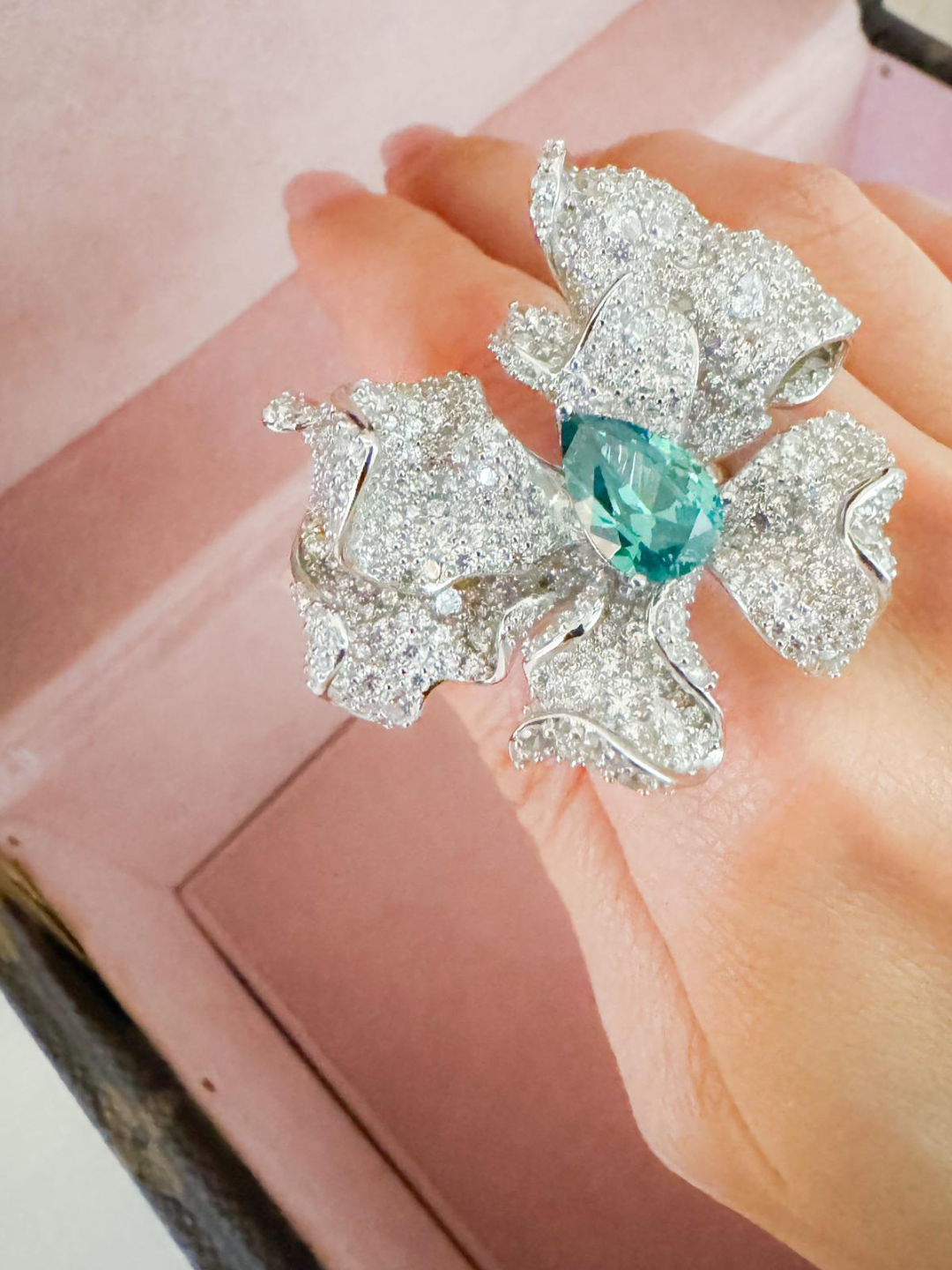 Mrs Ho Joaillerie Topaz Diamond Silver Ring