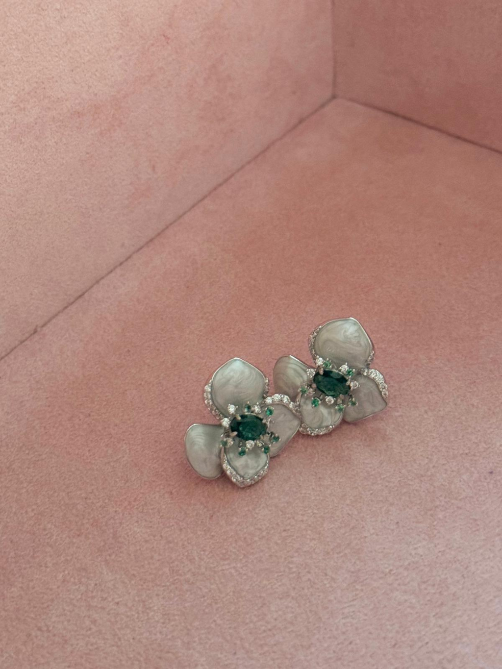 Mrs Ho Joaillerie Lacquer & Topaz Silver Flower Earrings