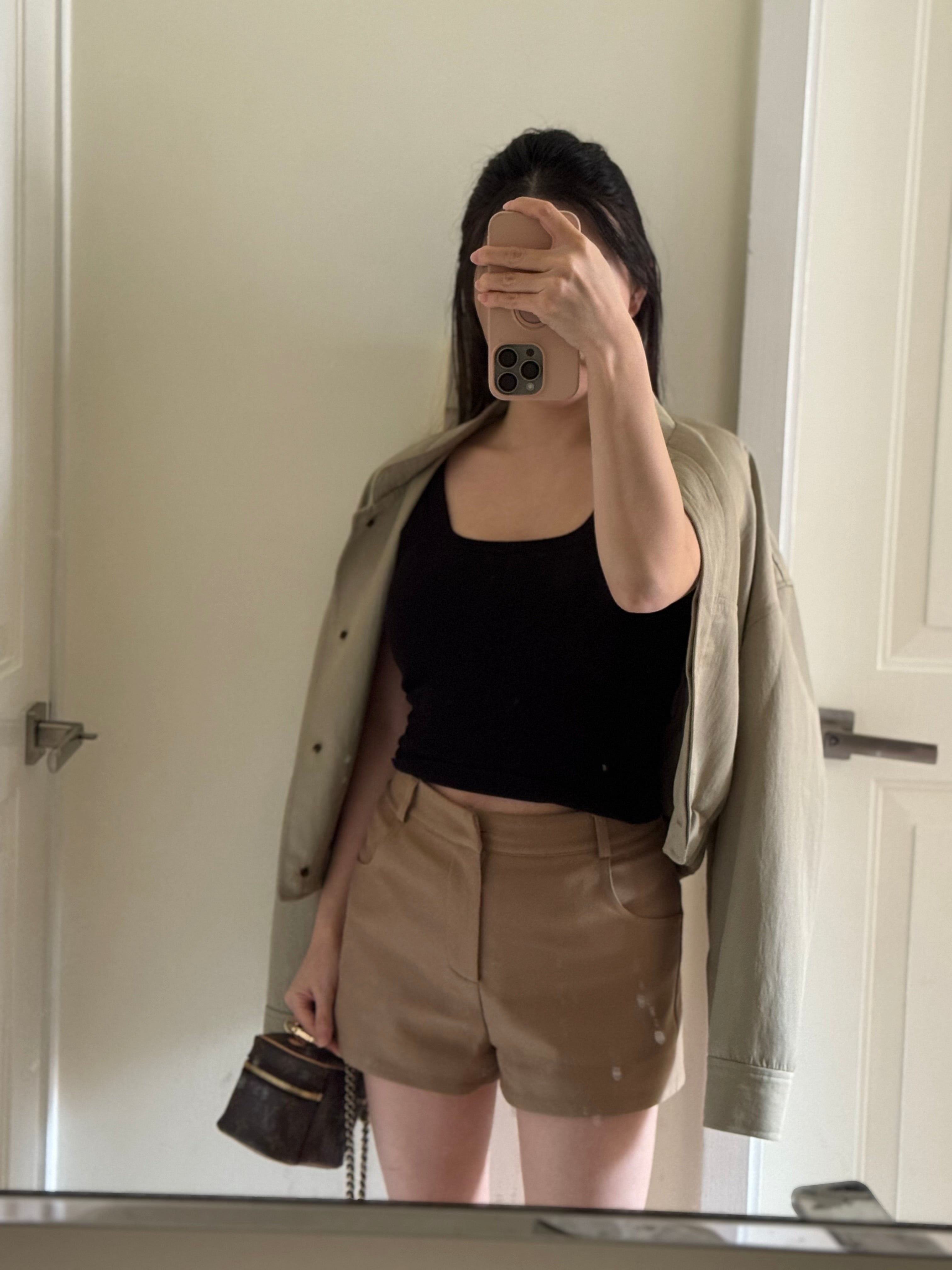 Khaki High Waist Dress Shorts 卡其高腰西裝短褲