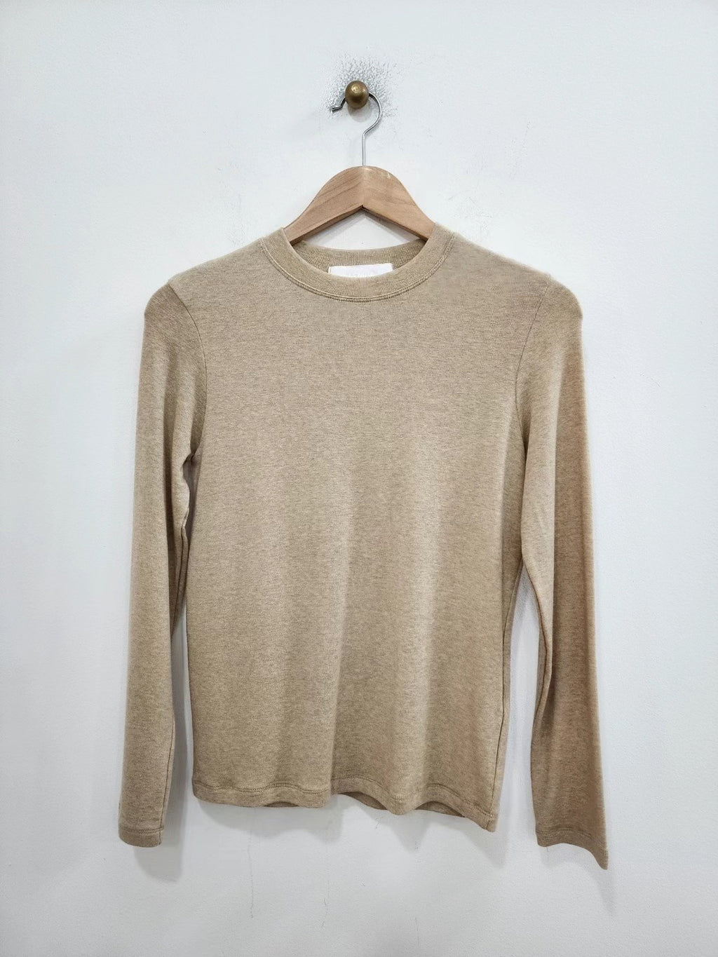 Crewneck Long Sleeved Stretch Fit Top