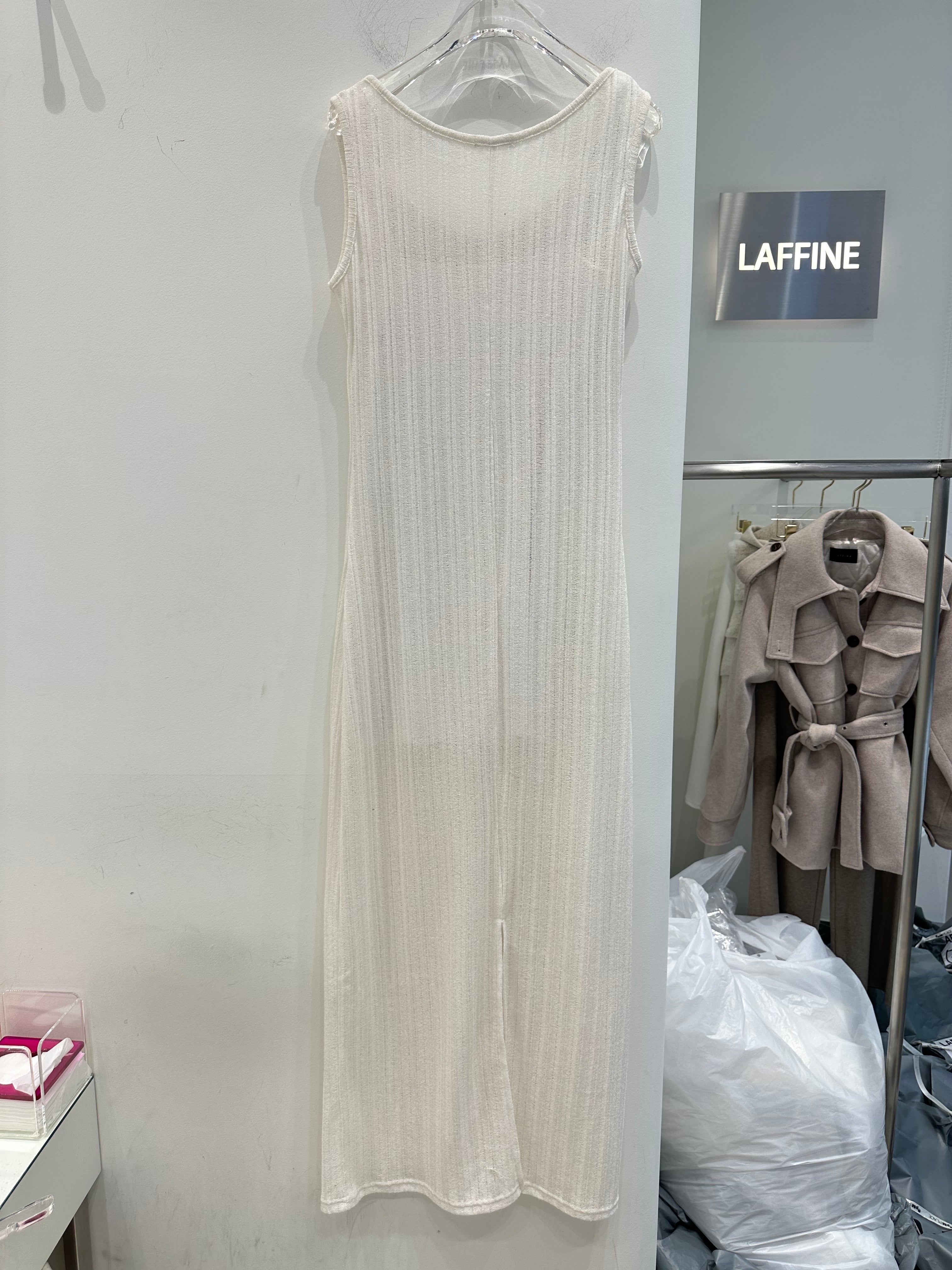 Sleeveless Knit Dress Set