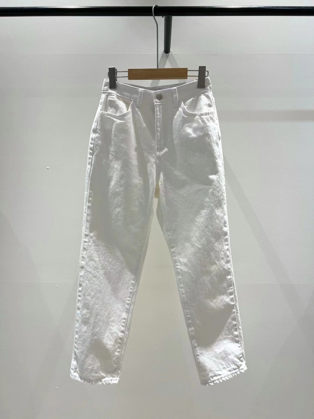 High Waist Cropped White Jeans Relaxed Fit