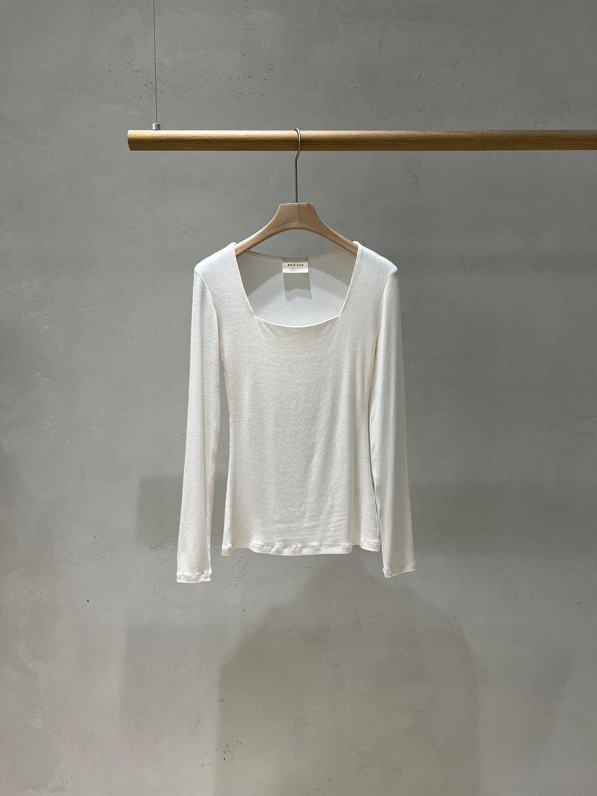 Square Neck Long-Sleeved T-Shirt *5 Colors