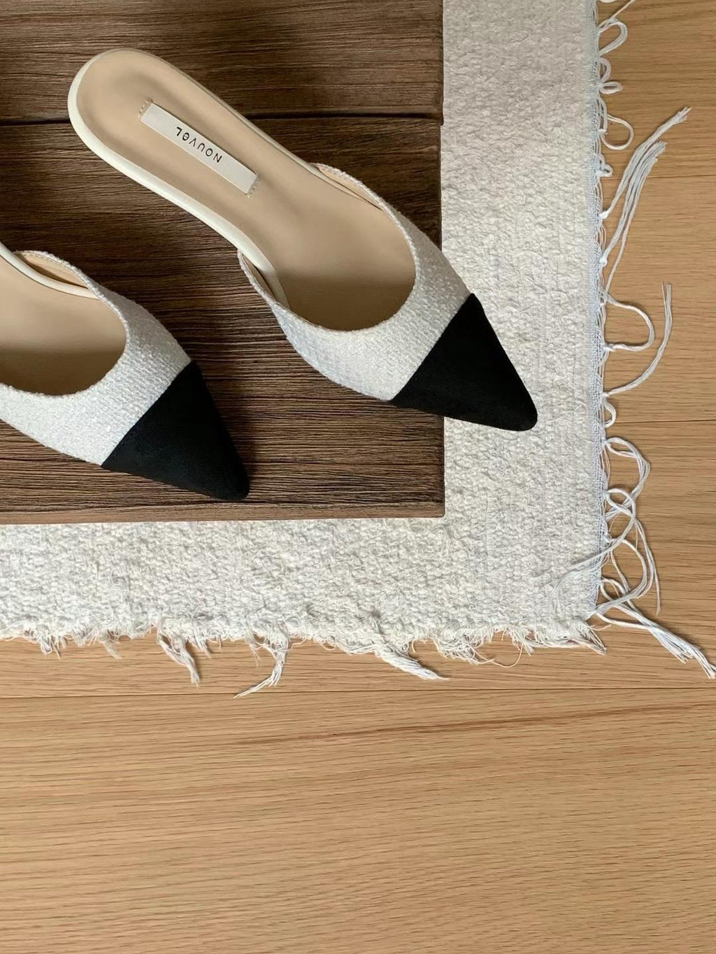 Nouvel Pointed Toe Tweed Sandals *2 Colors