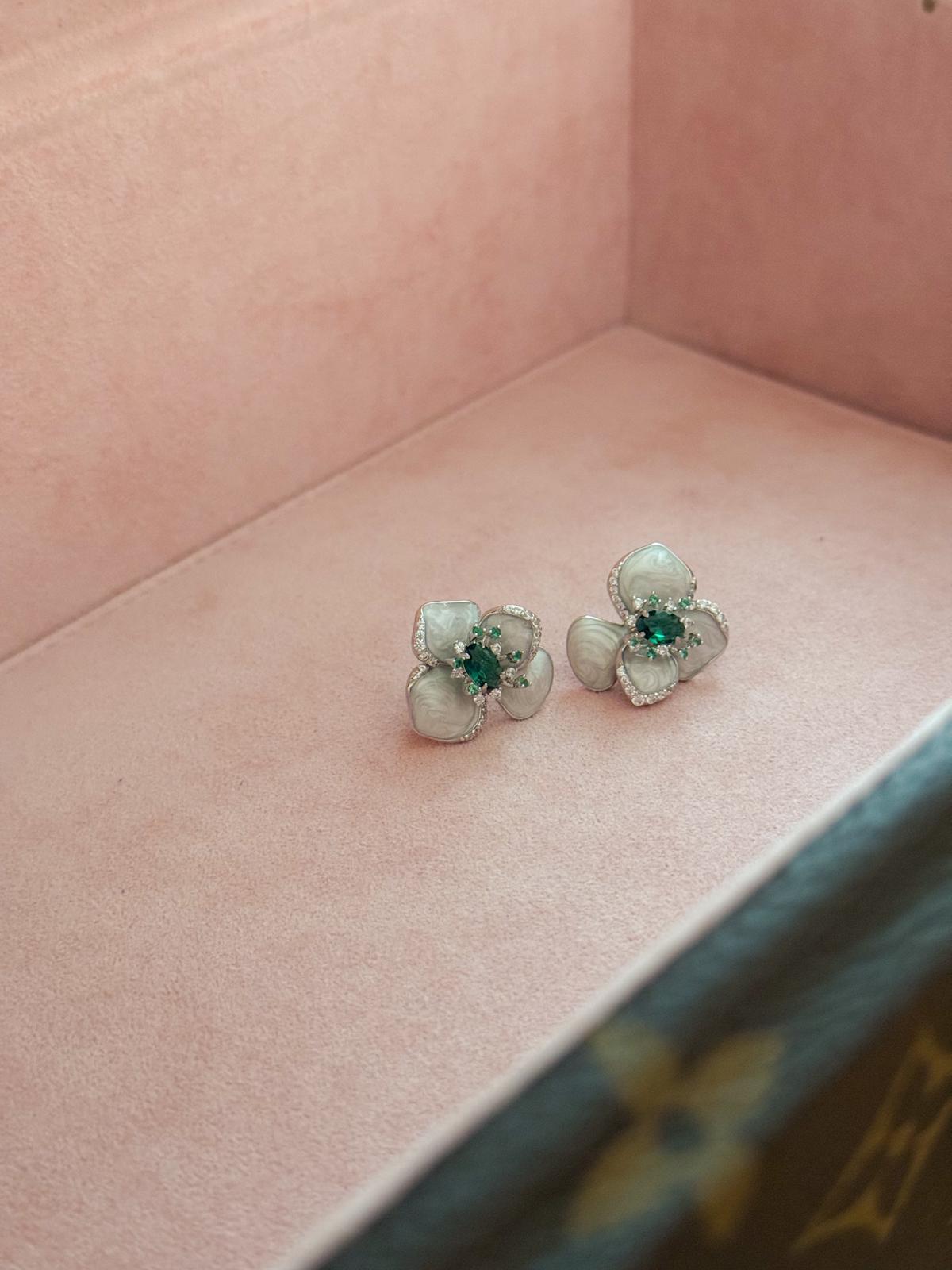 Mrs Ho Joaillerie Lacquer & Topaz Silver Flower Earrings