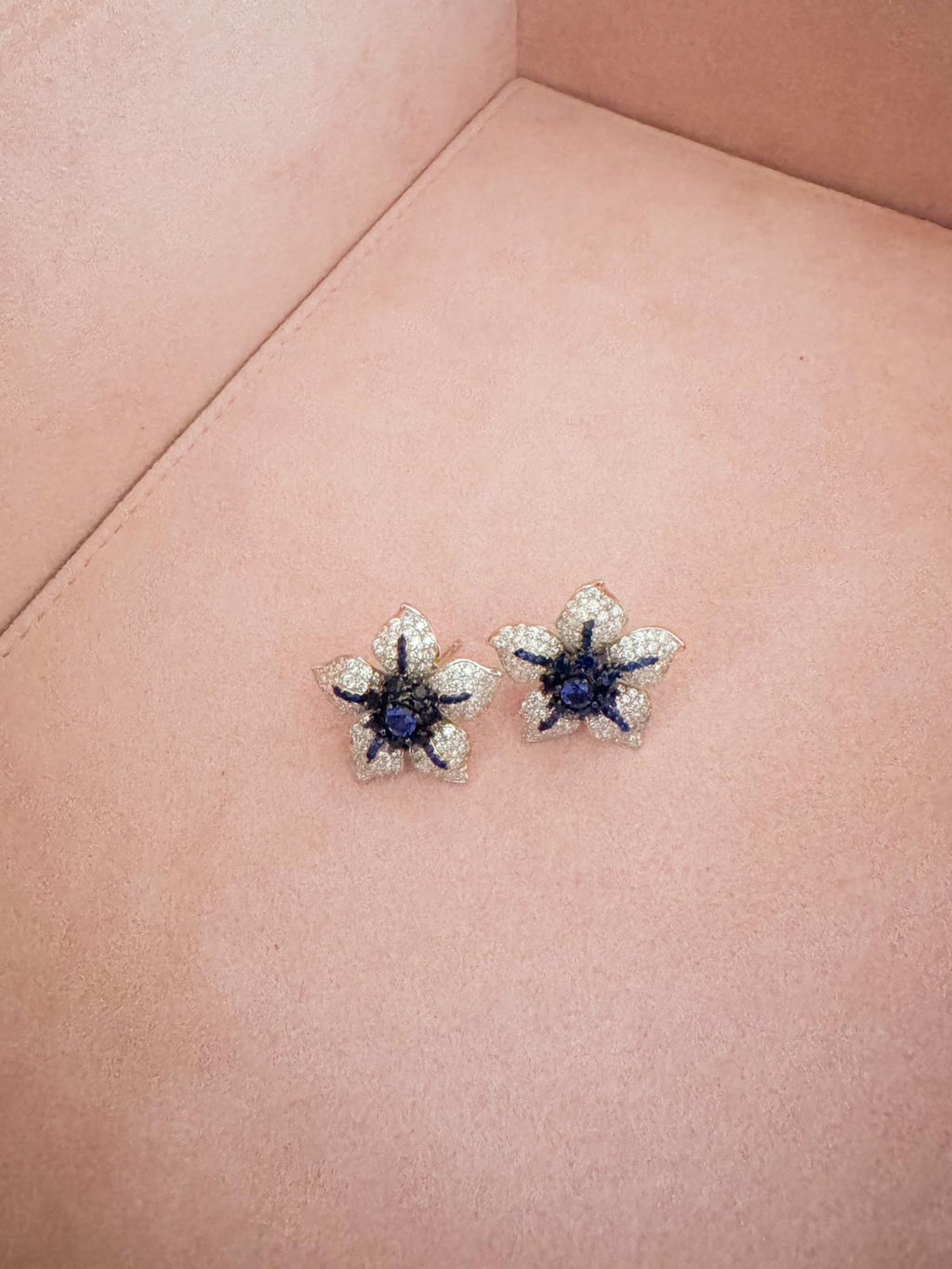 Mrs Ho Joaillerie Topaz Pave Diamond Earring