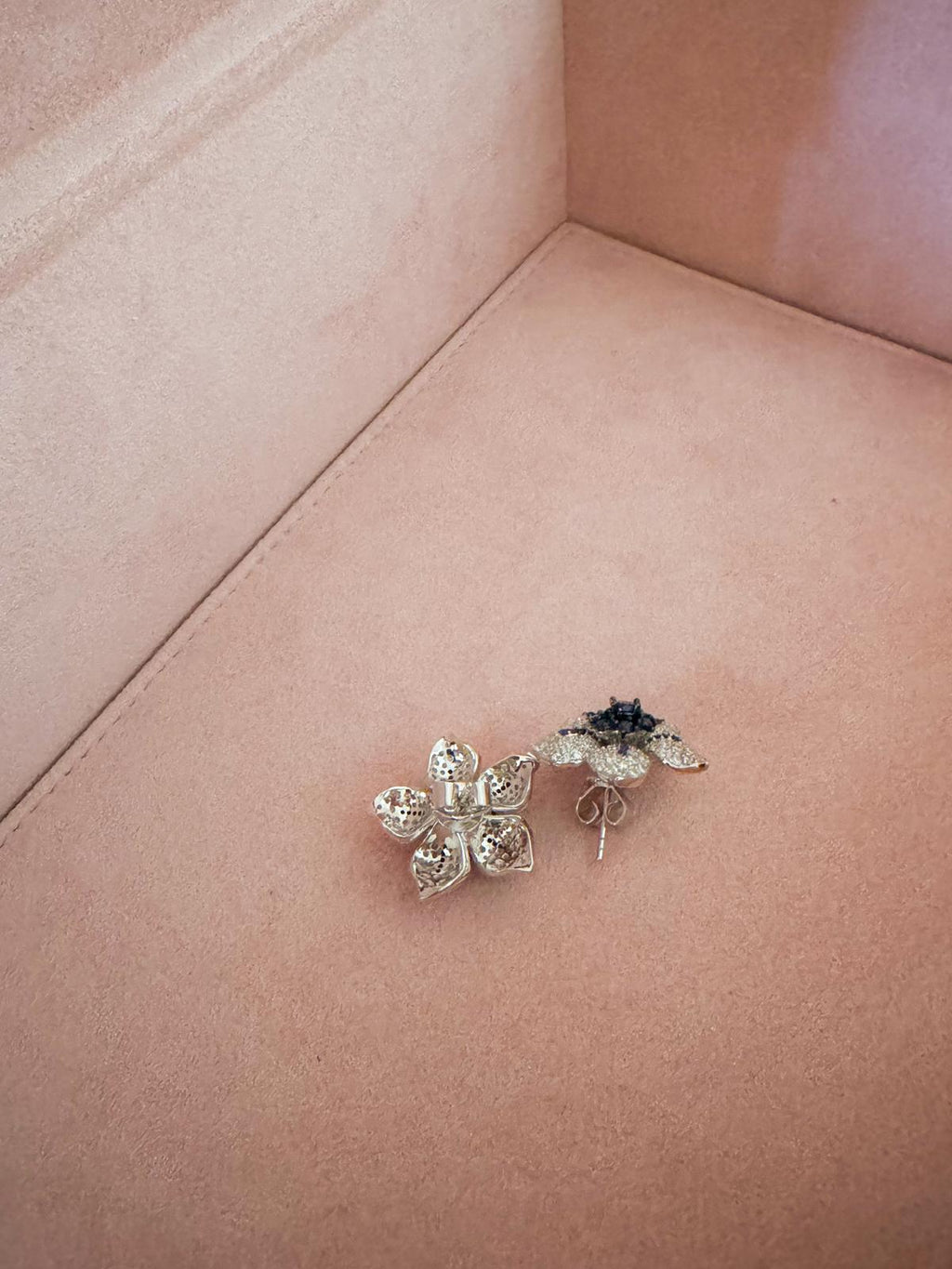 Mrs Ho Joaillerie Topaz Pave Diamond Earring