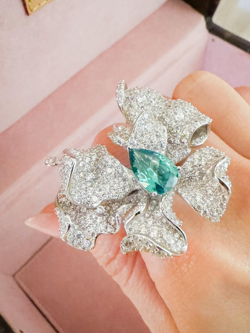 Mrs Ho Joaillerie Topaz Diamond Silver Ring