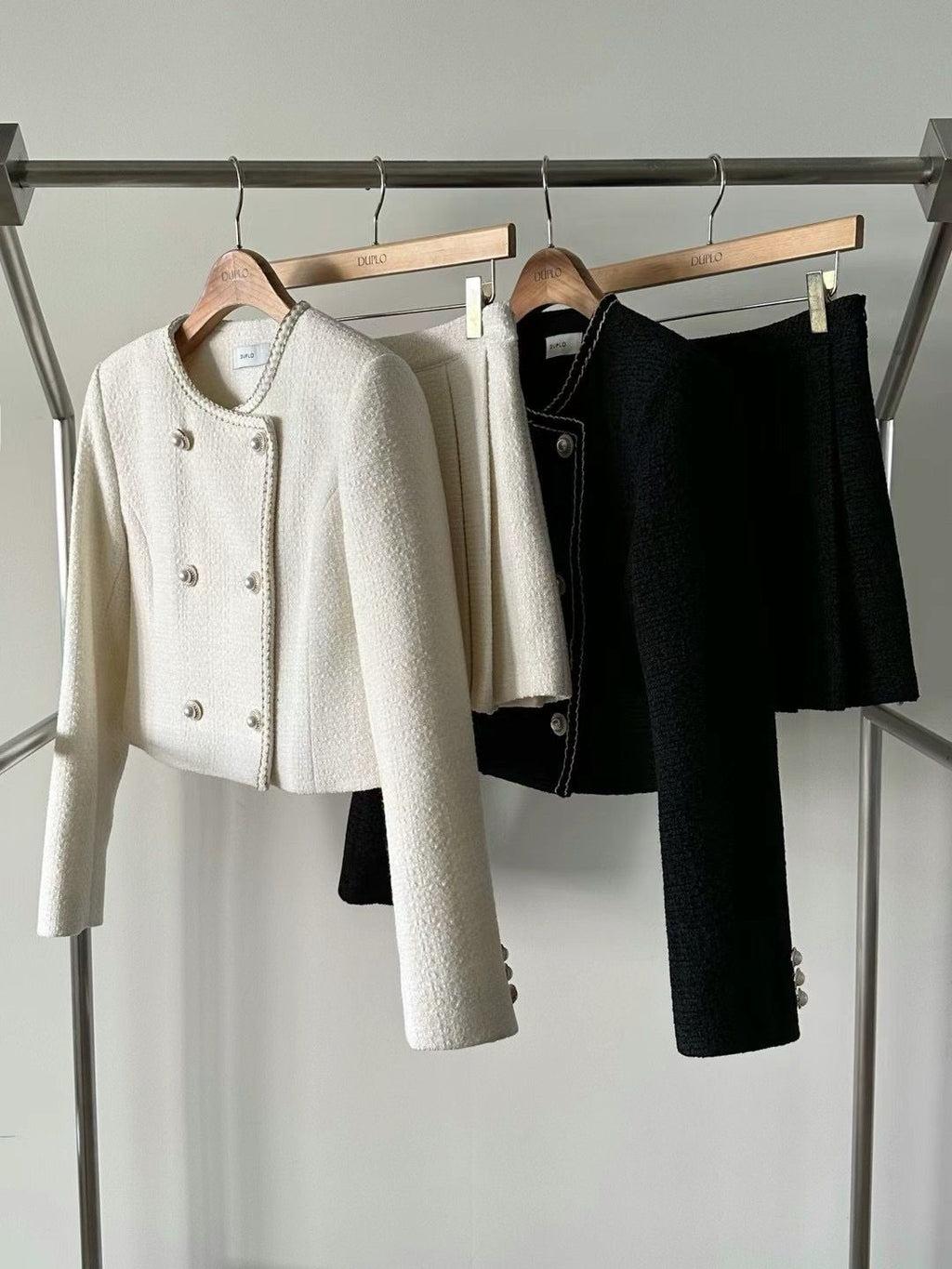 Double-Breasted Tweed Cropped Jacket *2 Colors