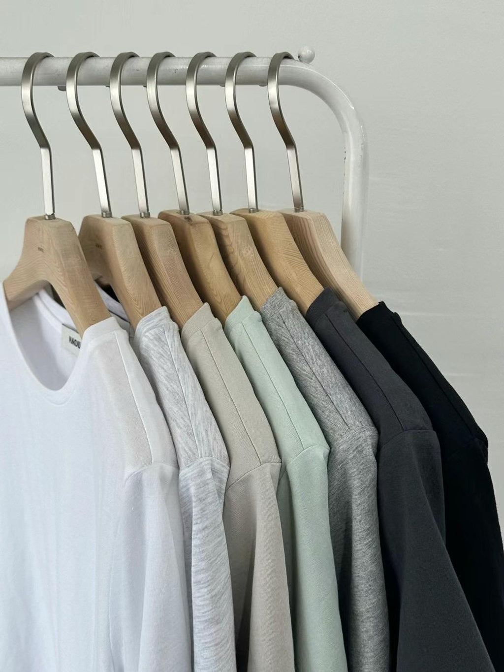 Classic Round Neck Short Sleeved Cotton T-Shirt *7 Colors