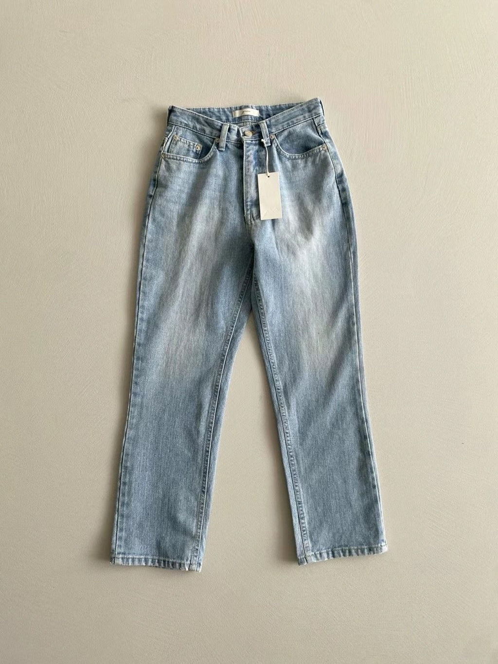 Straight-leg Faded Denim Capri Jeans *2 Colors