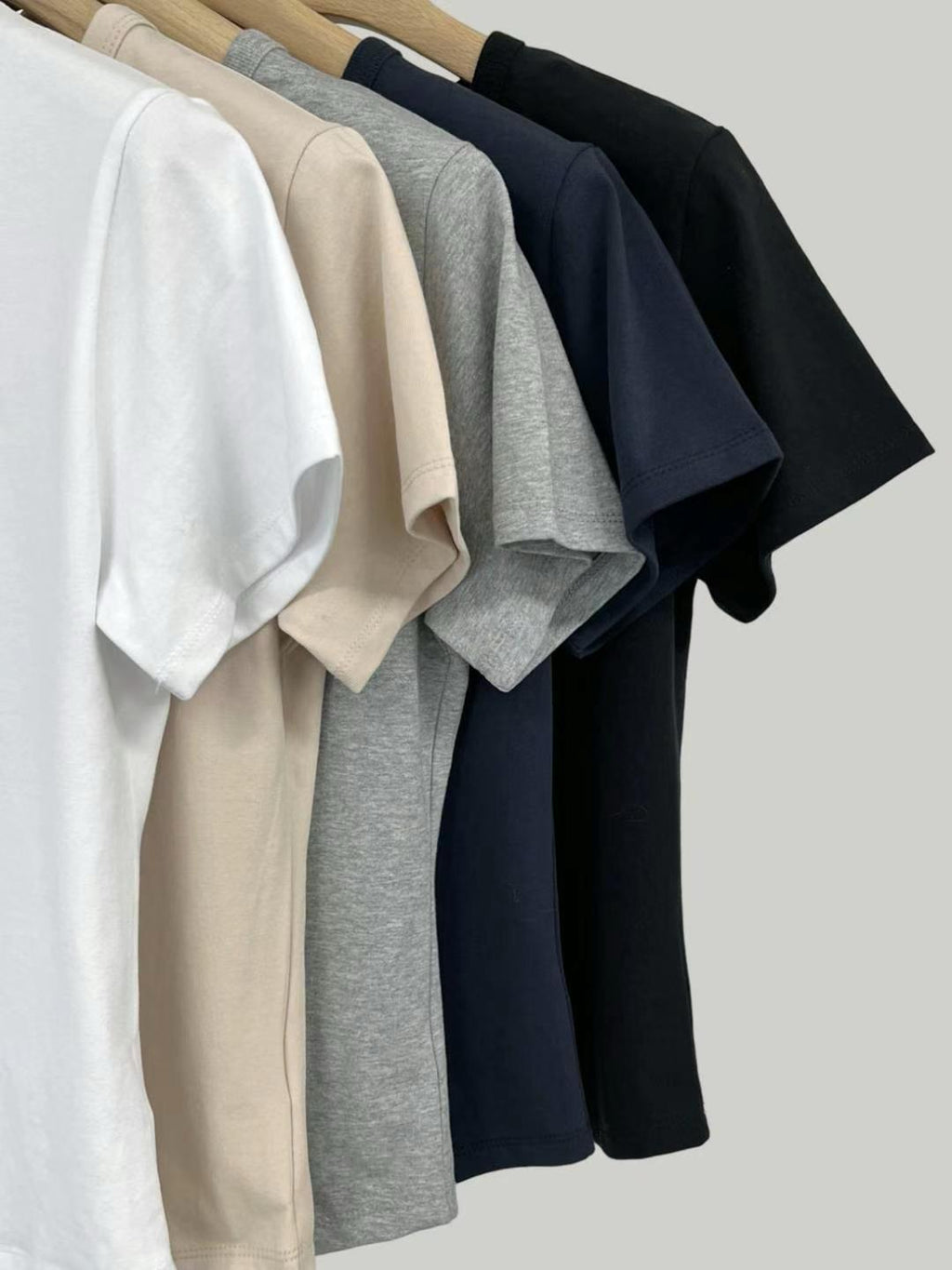 Classic Round Neck Short Sleeved T-Shirt *5 Colors