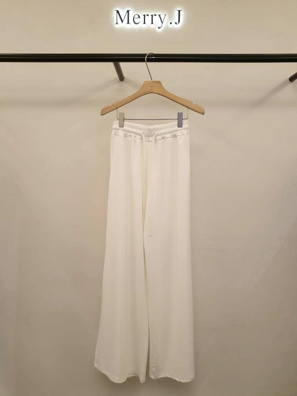 Comfy Loose Short-sleeved Top & Wide-leg Pants Set *3 Colors (Sold Separately)
