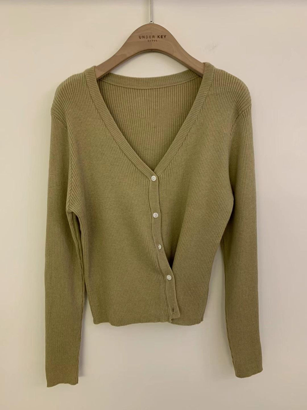 V-neck Ribbed Knitted Long Sleeved Cardigan *5 Colors