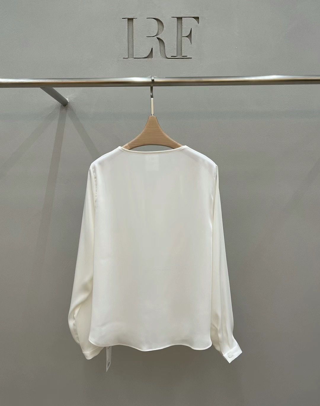 Long Sleeved Blouse *2 Colors